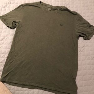 Men’s American Eagle shirt